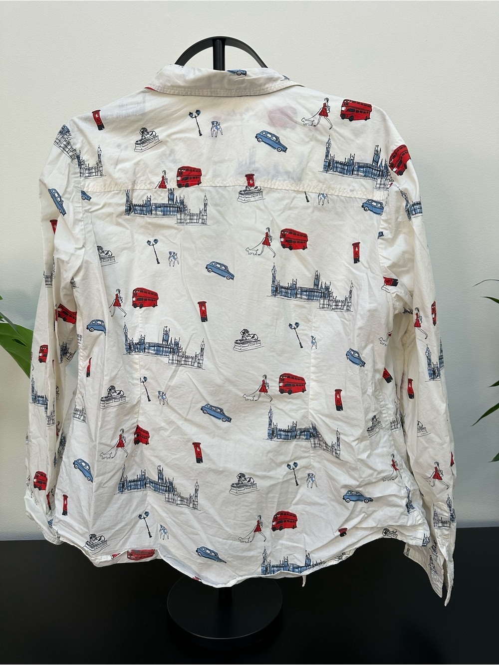 Boden White Shirt with Red & Blue London Motif - Picture 2 of 4